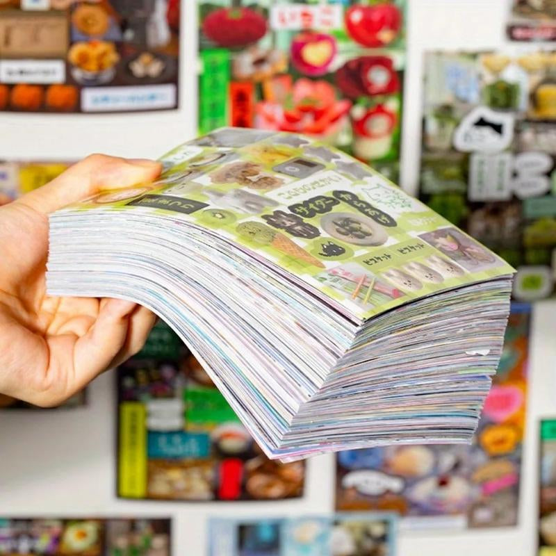 800Pcs Vintage-Inspired Retro Sticker Book for Creative Projects